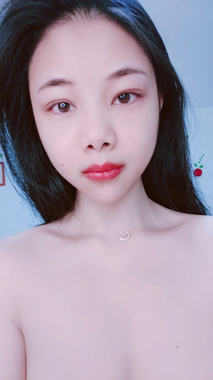 【禁漫直播】大过年了,也不忘记赚外快,卧室中和娇…